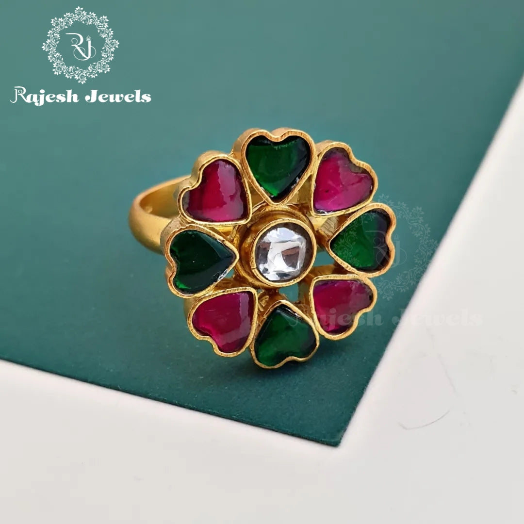 Bunch Of Hearts Finger Ring