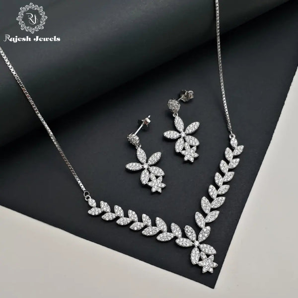 Astonishing Cz Neckpiece