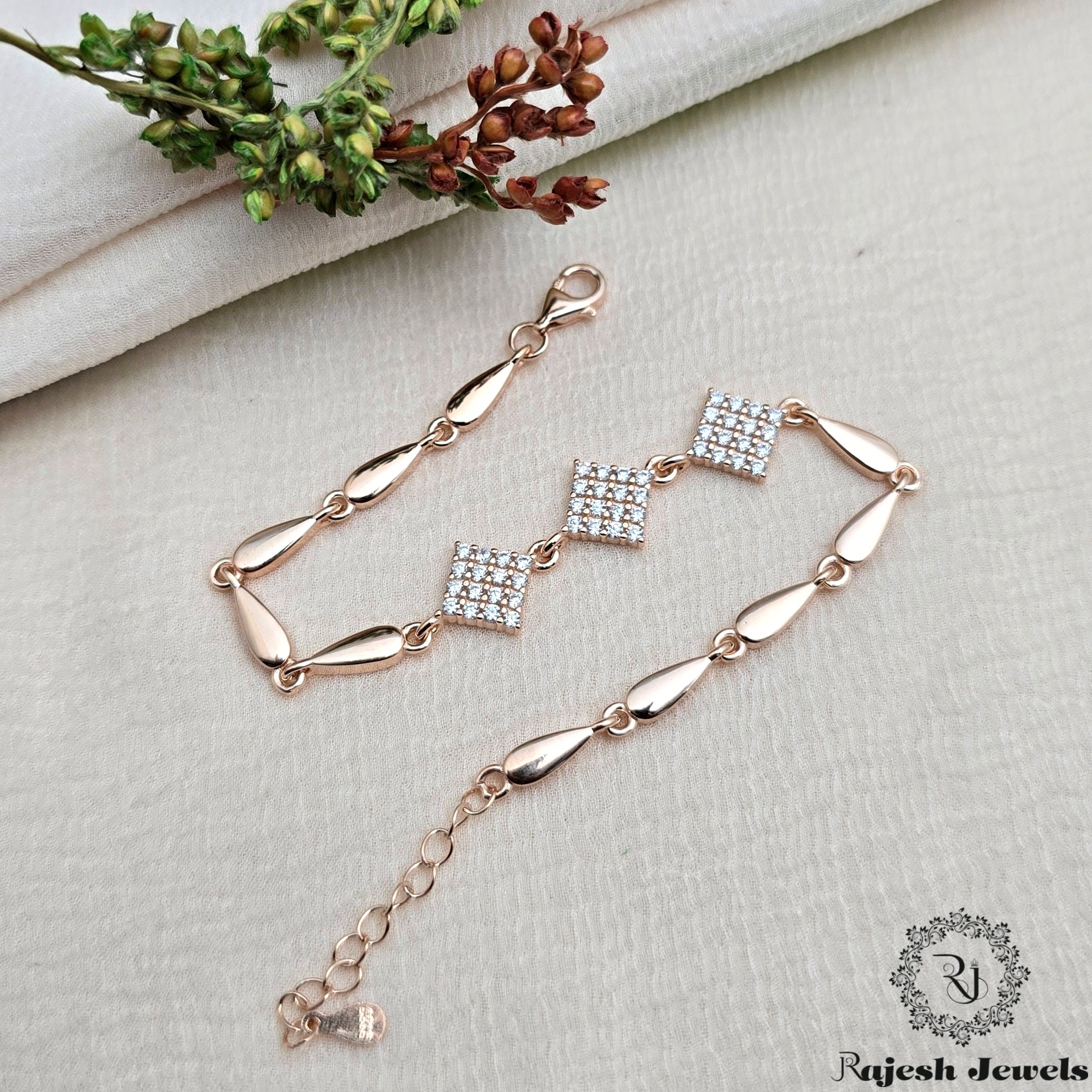 Geometric Dainty Cz Bracelet
