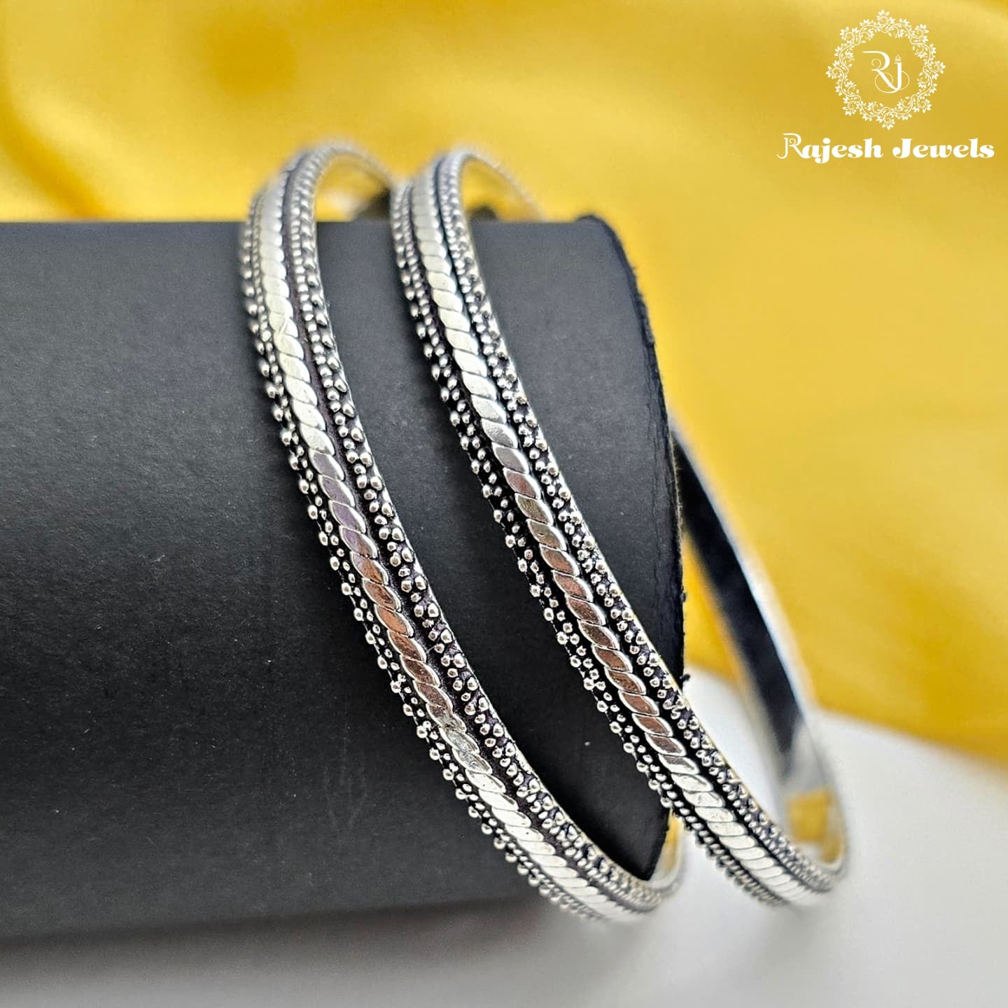 Glorified Oxidised Dailywear Bangles
