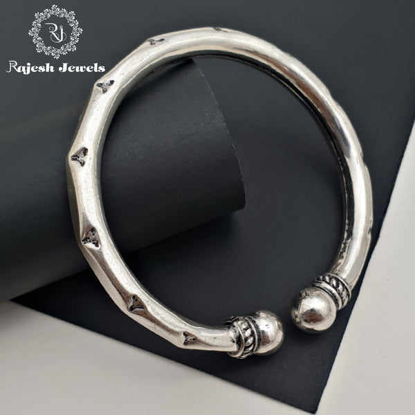 Elegant Oxidised Men's Kada