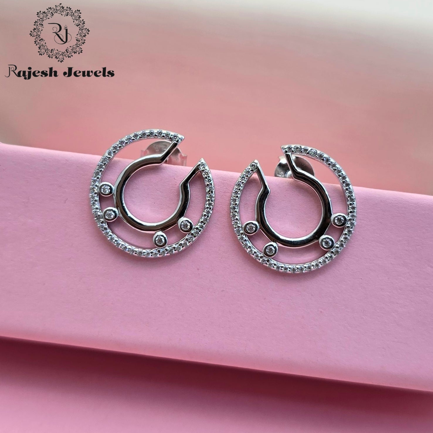 Fabulous Sterling Silver Cz Stud Earrings