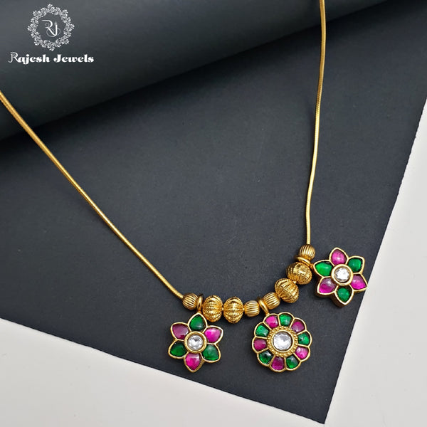 Highly Coloured Kundan Neckpiece