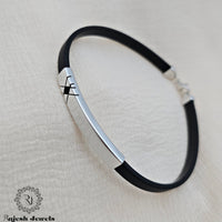 Sleek Fabulous Silicon Men's Bracelet