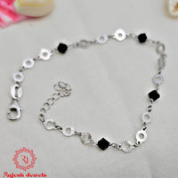 Luxurious Sleek Ladies Bracelet