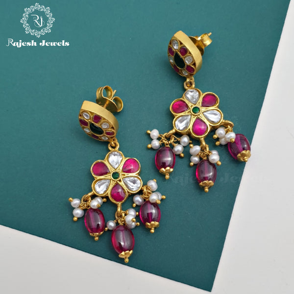 Eye Catchy Kundan Earrings