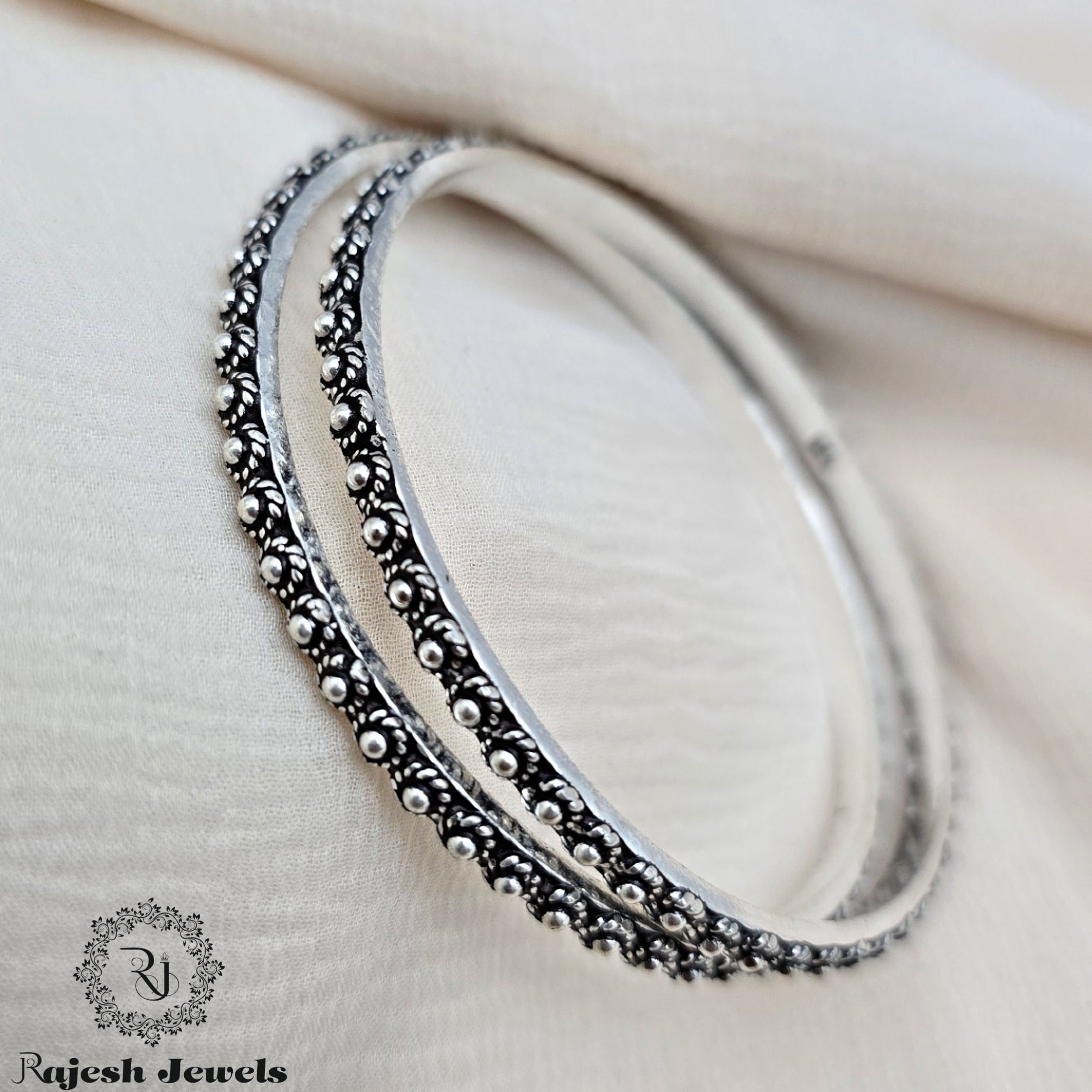 Captivating Rava Oxidised Bangles ( 2.4 Size )