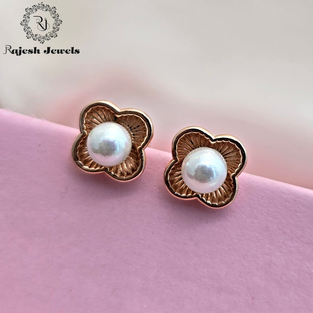 Pleasing Pearl Cz Stud Earrings
