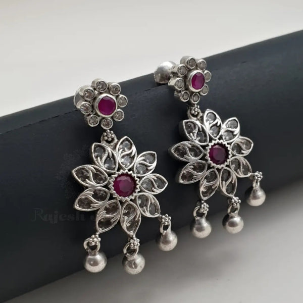 Sophisticated Chandbali Earrings