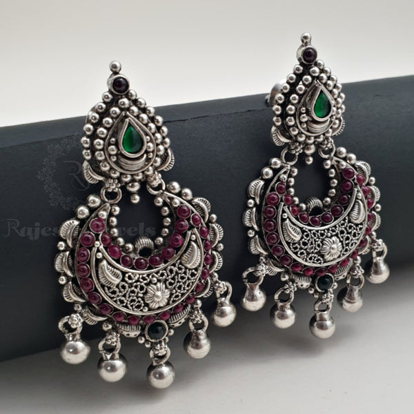 Radiant Kemp Chandbali Earrings