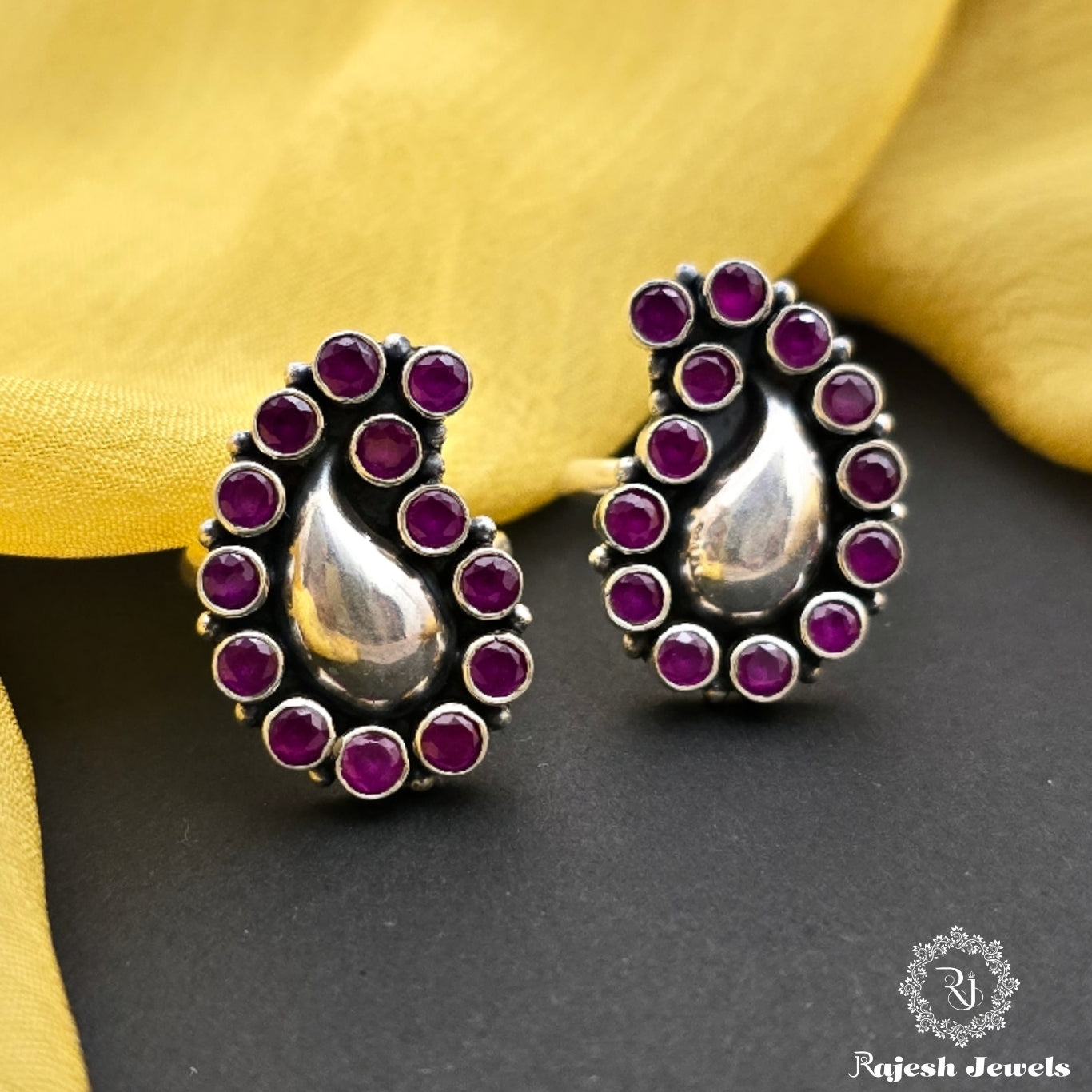 Lavish Mango Oxidised Toering