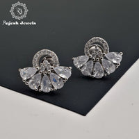 Splendid Cz South Screw Studs