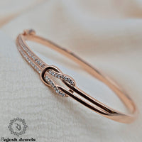 Splendid Cz Rosegold Hand Kada