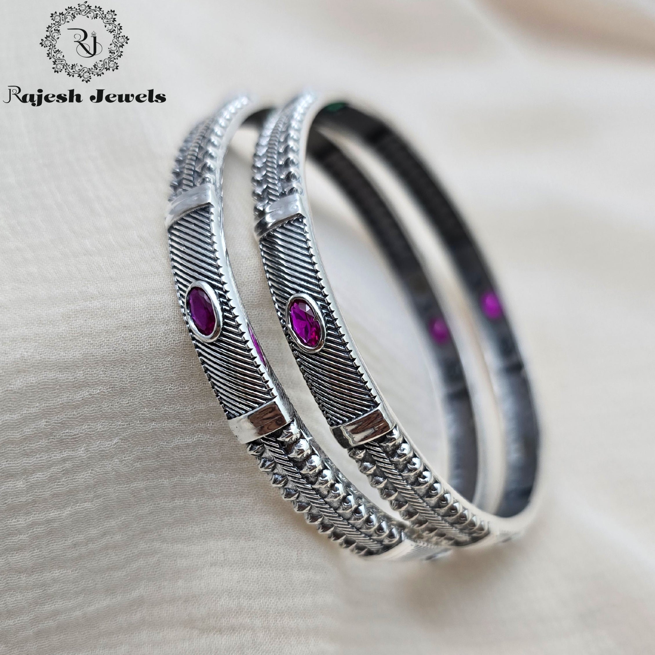 Hypnotic Oxidised Bangle Size - 2.4