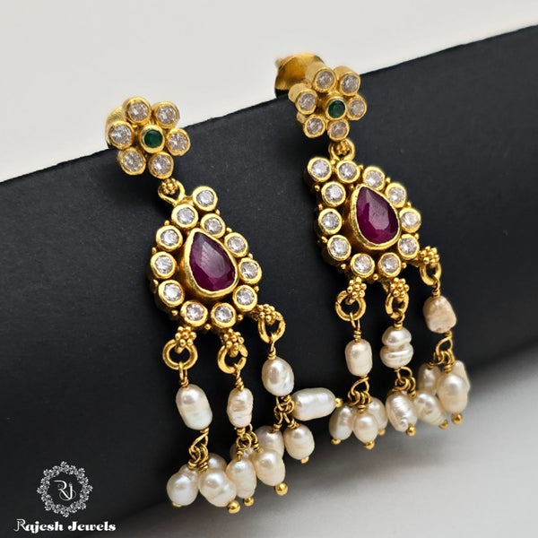 Superlative Gutta Pusalu Earrings