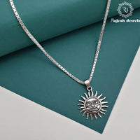 Stunning Sun Pendent & Chain