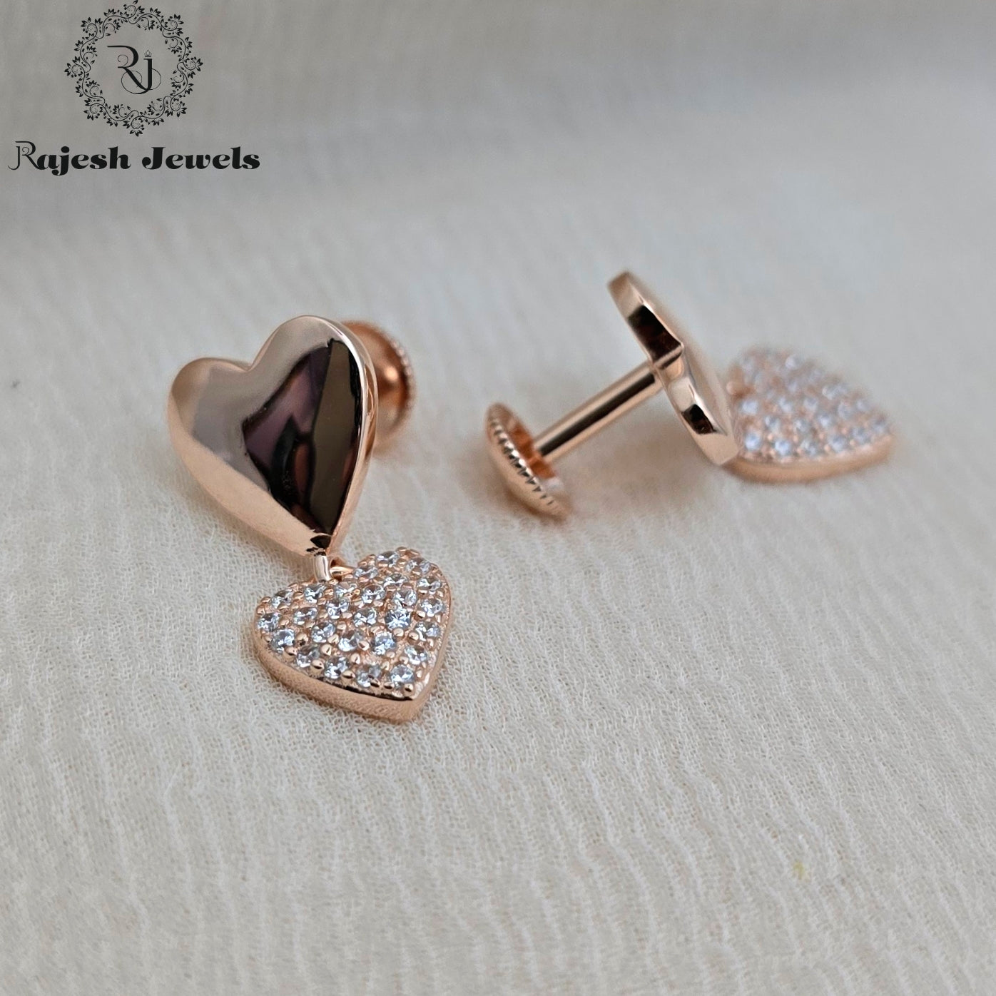 Vibrant Cz South Screw Earrings