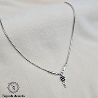 Appealing Oxidised Floral Neckpiece