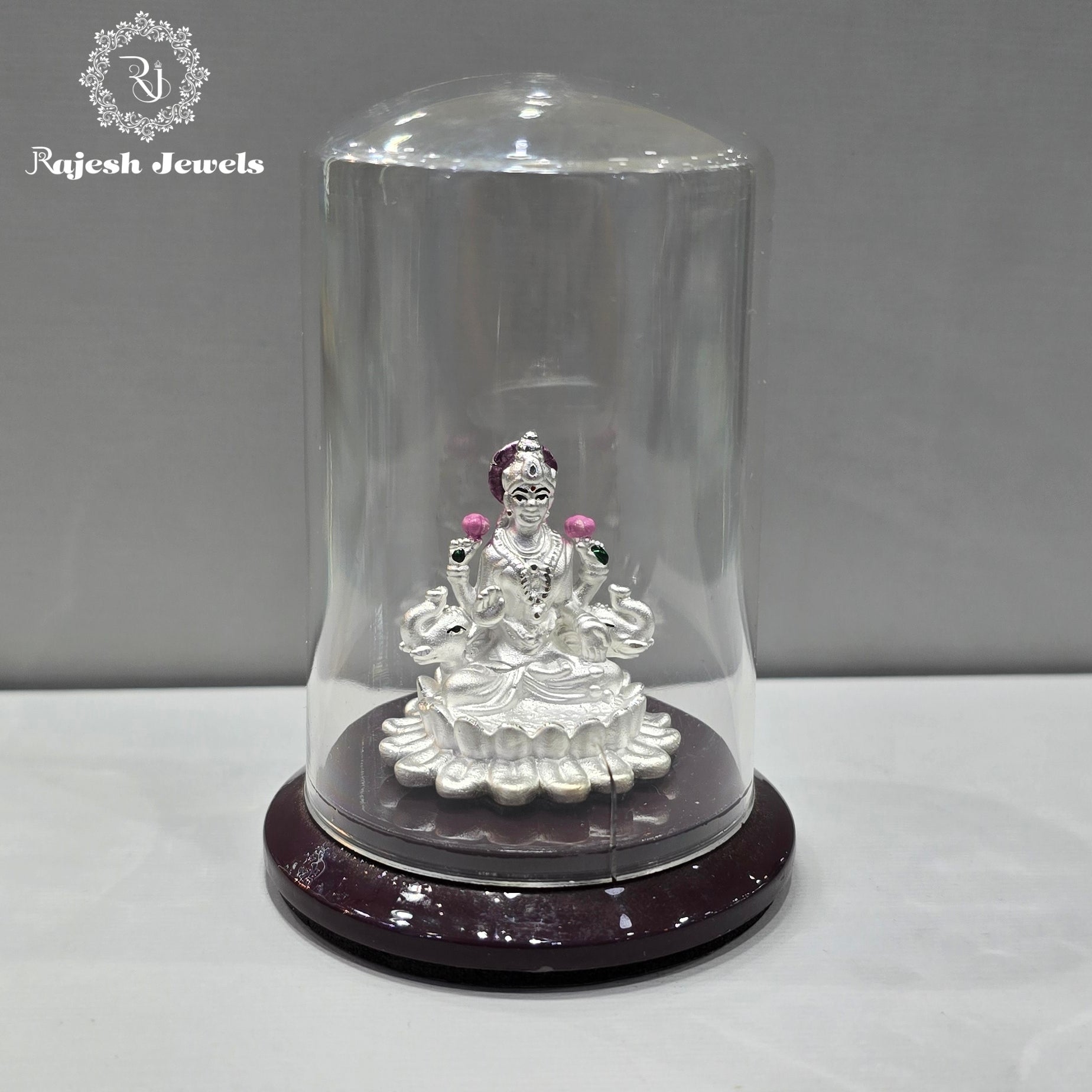 Gaja Lakshmi Idol