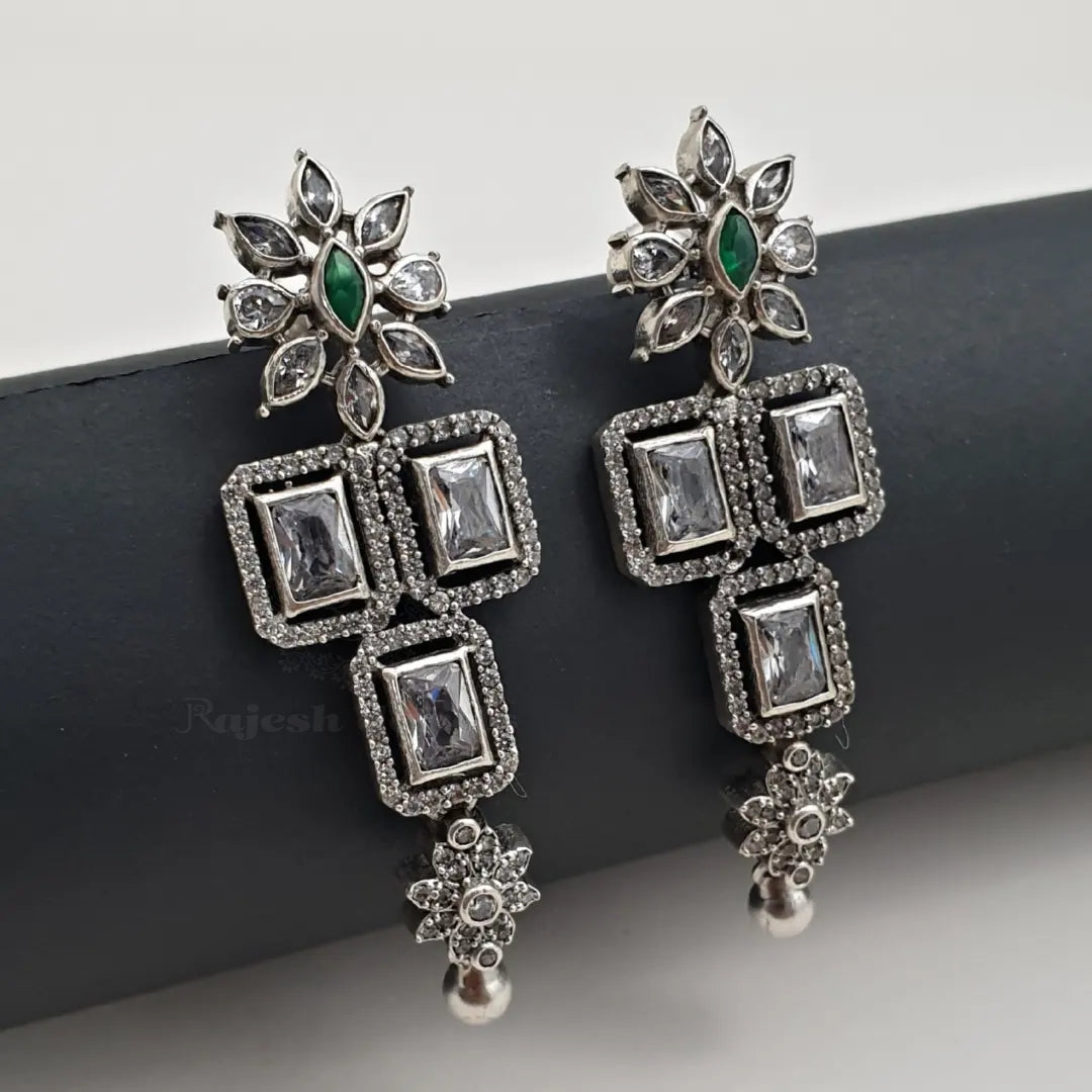 Geometric Cubic Chandbali Earrings
