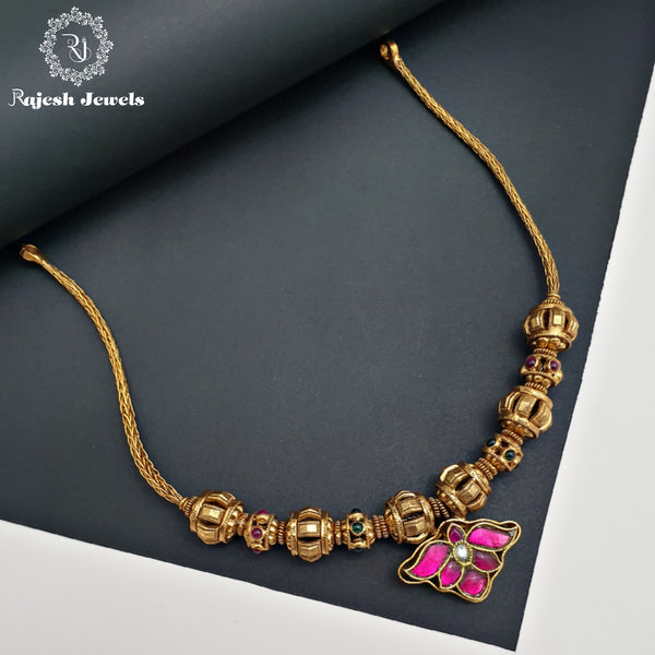 Tremendous Kundan Neckpiece