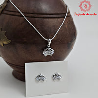 Mesmerizing Crown Cz South Screw Pendent Set