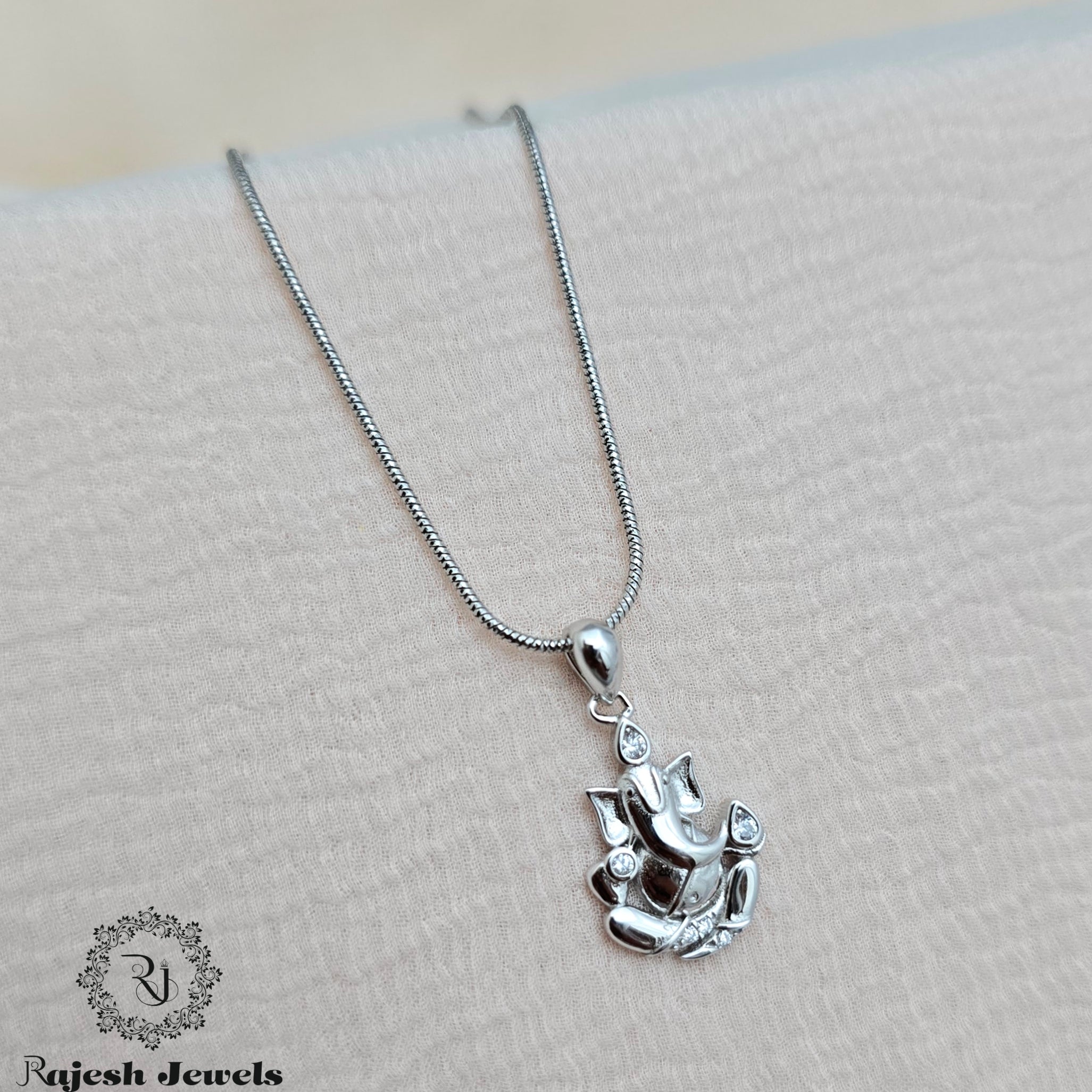 Gajanan Cz Pendant & Chain