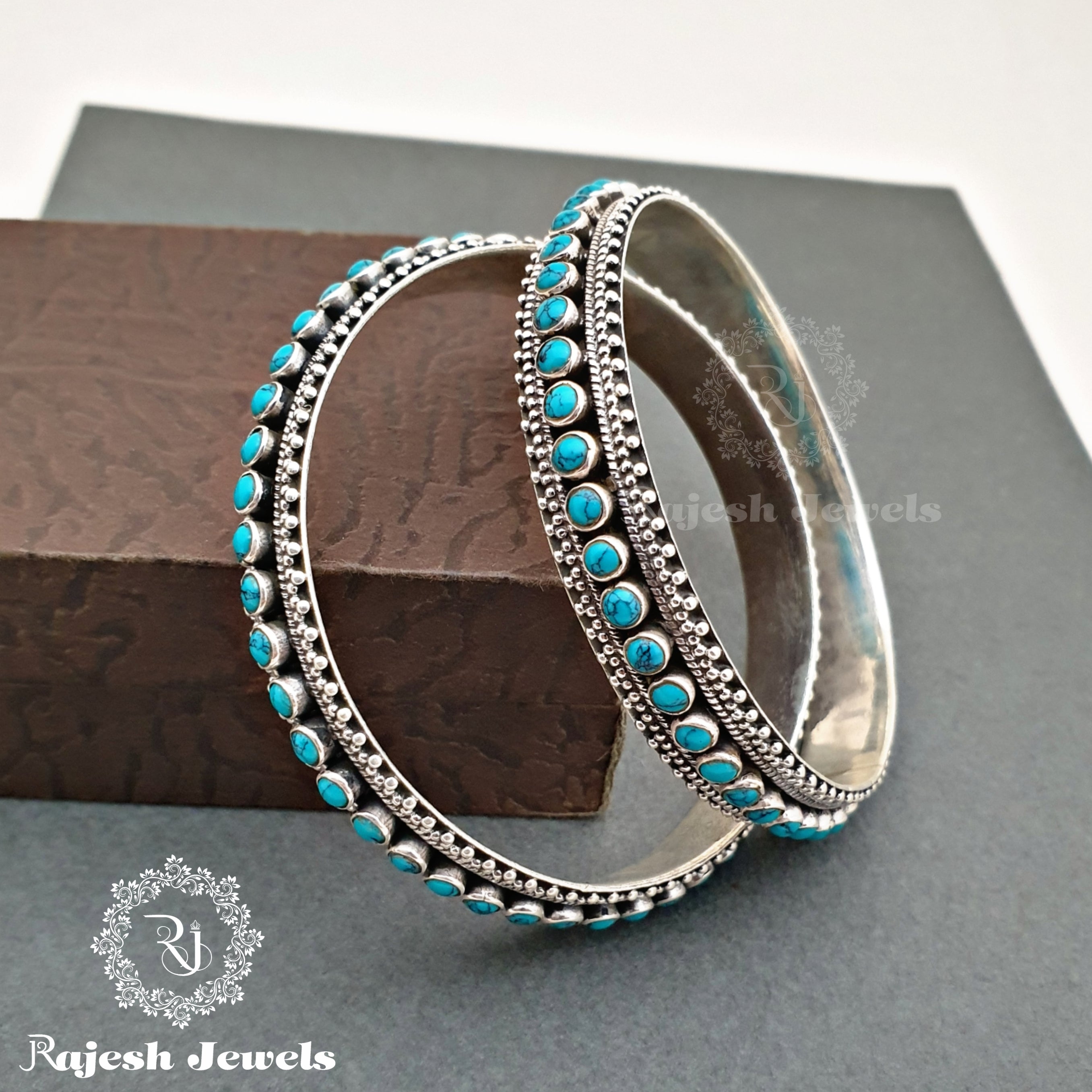 Turquoise Cutstone Bangle (Size-2.4)