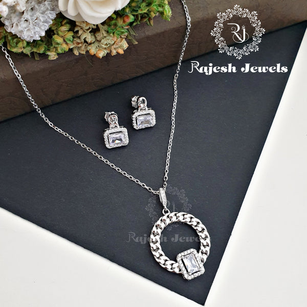 Classy Solitaire Cz Pendant Set