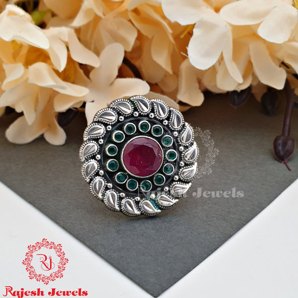 Lovely Red Green Finger Ring