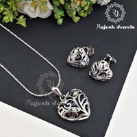 Engraved Navy Blue Heart Pendant Set