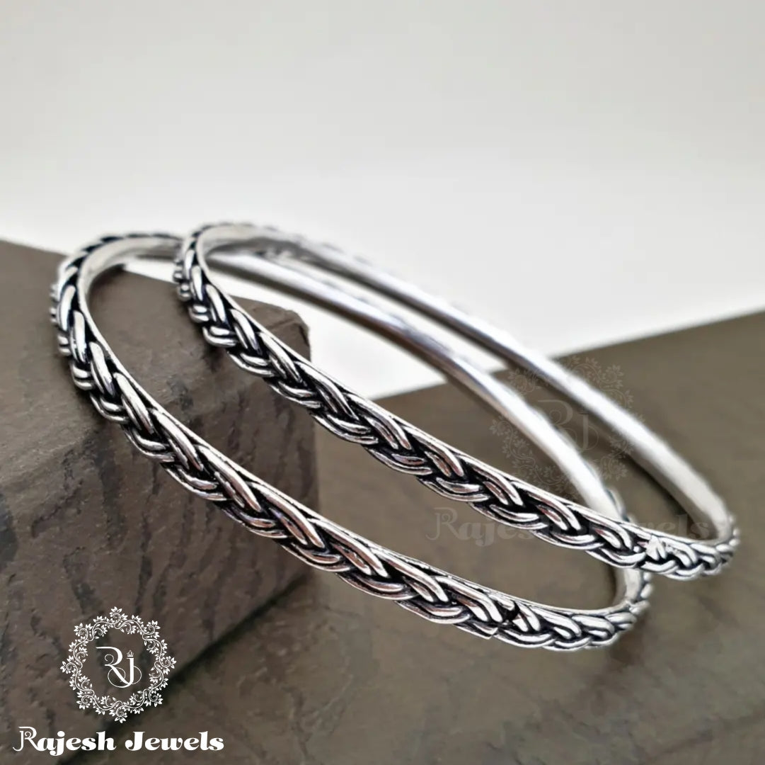 Classy Pure Silver Bangles