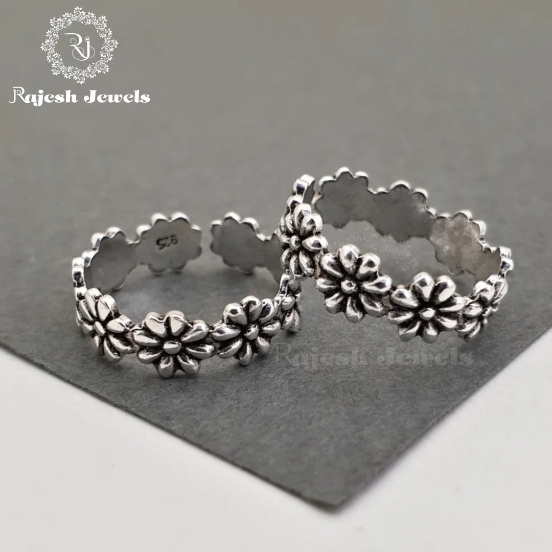 Infinite Flower Design Toerings