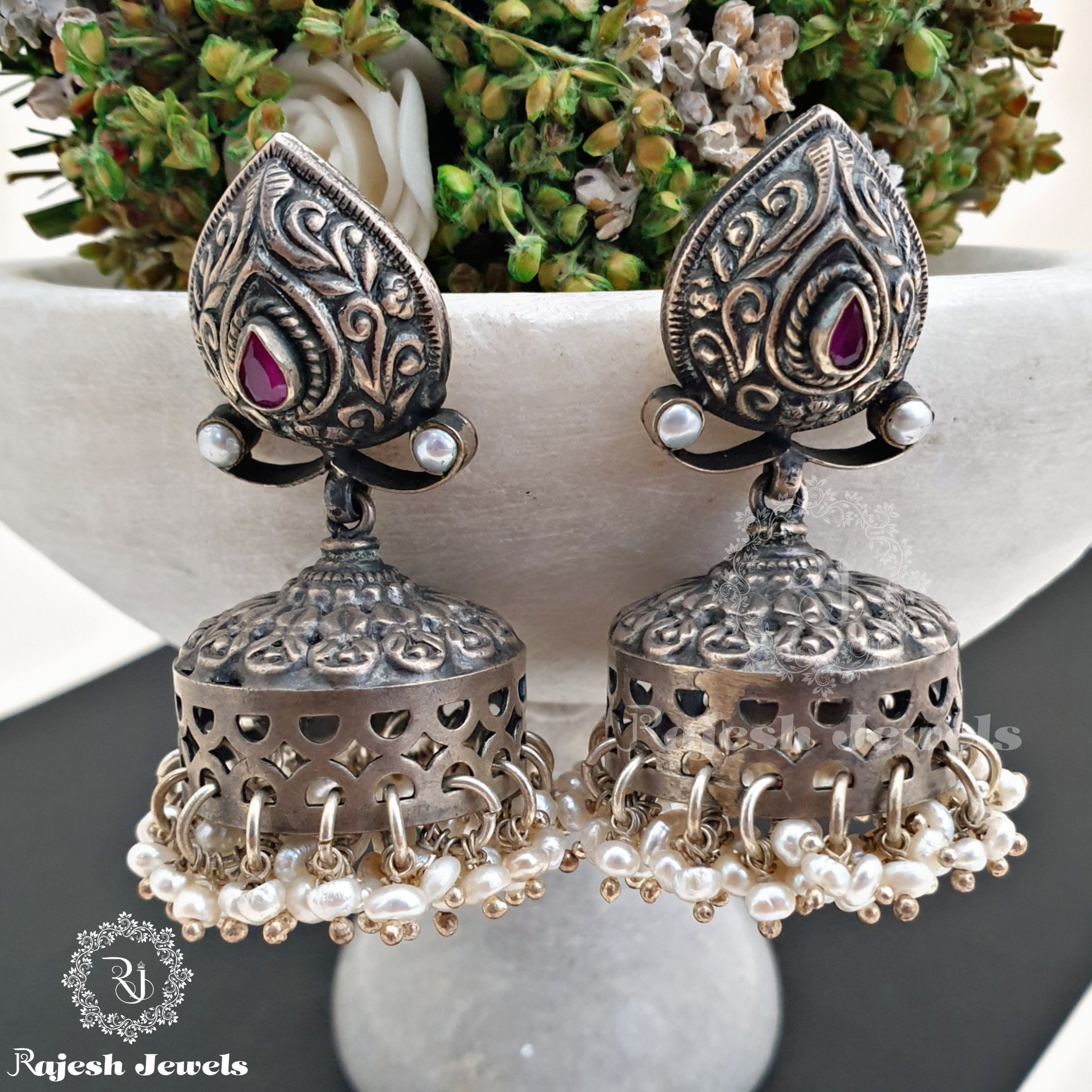 Teardrop Design Oxidised Jumka
