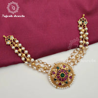 Gracefull Pearl Choker Neckpiece