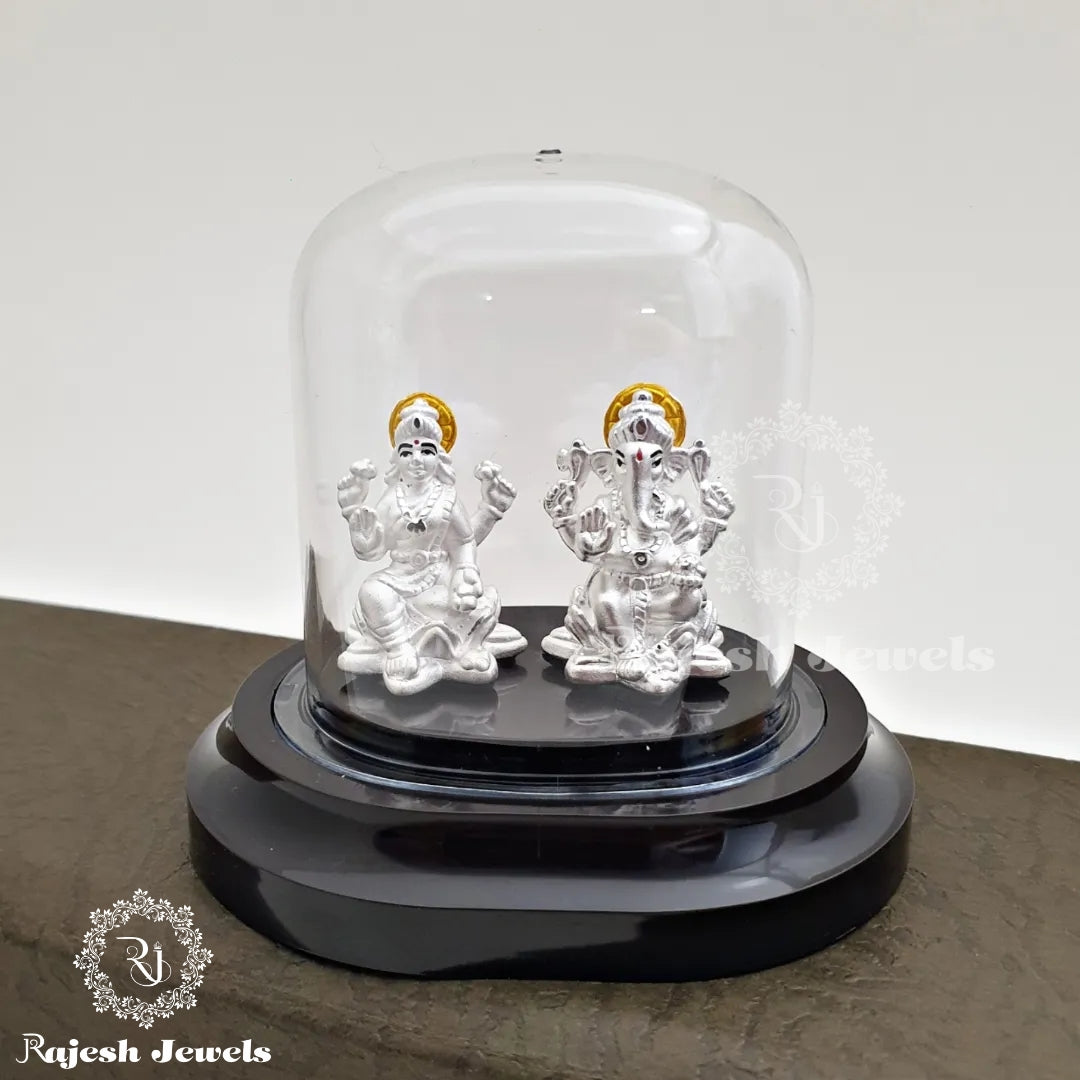 Goddess Lakshmi & Ganapathi