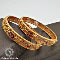 Passionate Gold Plated Bangles