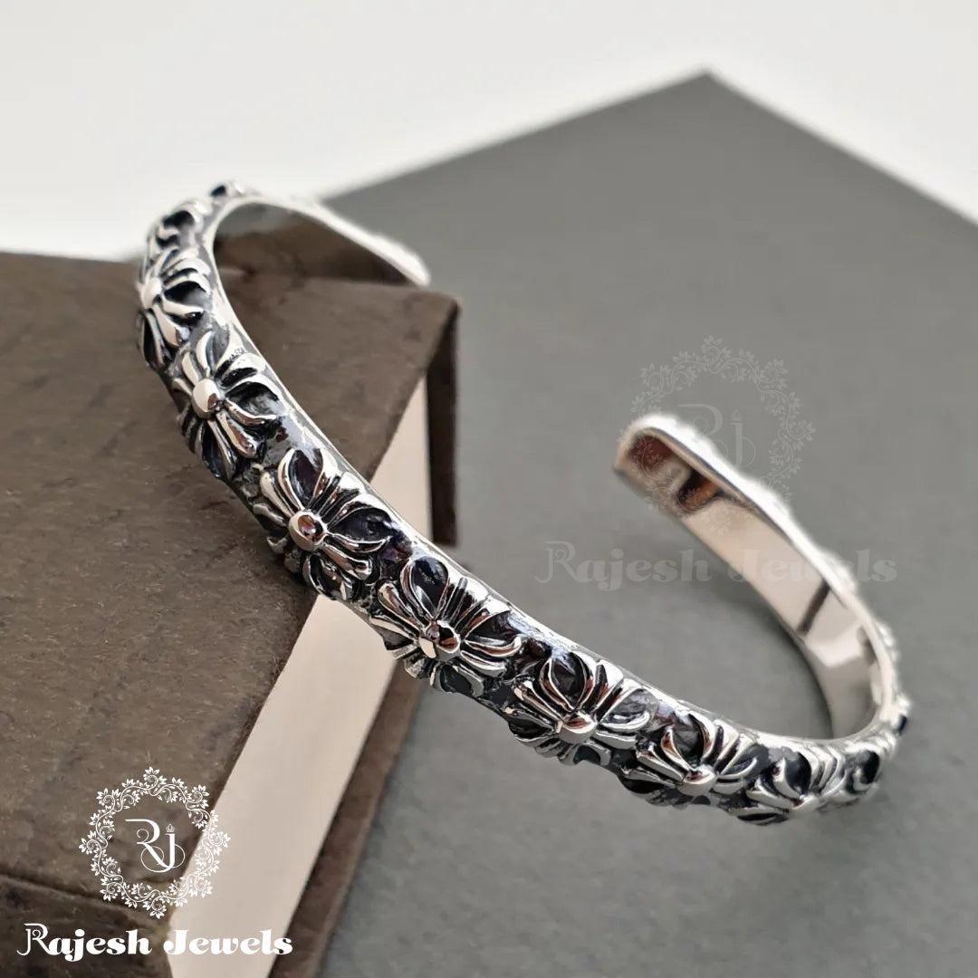 Glorified Oxidised Hand Kada