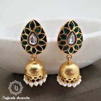 Luxurious Kundan Jumka