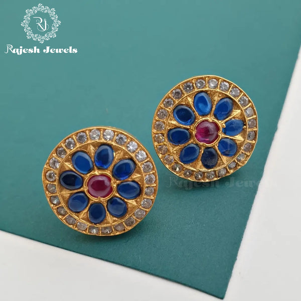 Captivating Classic Round Studs